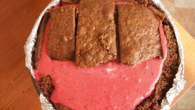 Торт «Шоколадно-вишневый купол»
