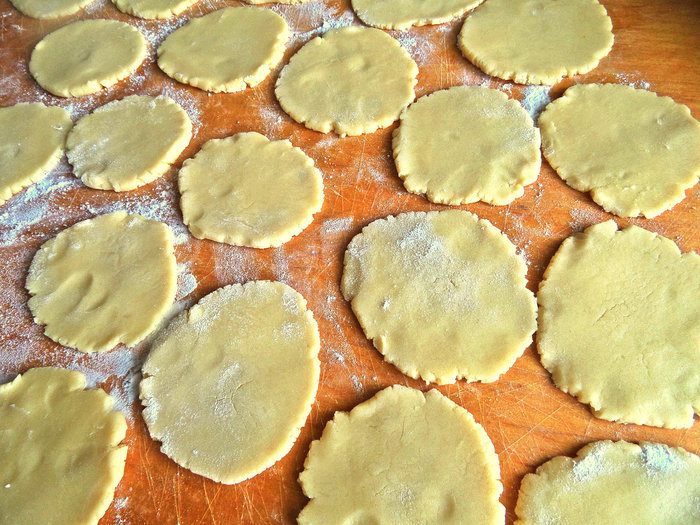 Рассыпчатое китайское печенье с ананасом