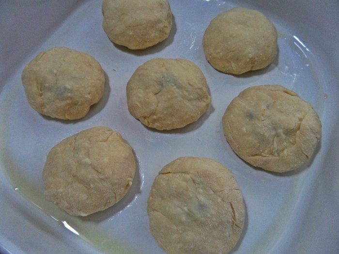 Булочки с начинкой на творожном тесте