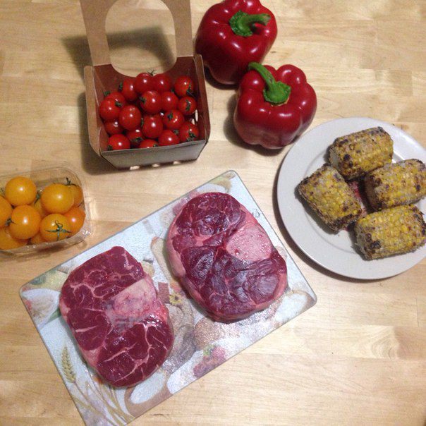 Говяжий стейк с гарниром из овощей