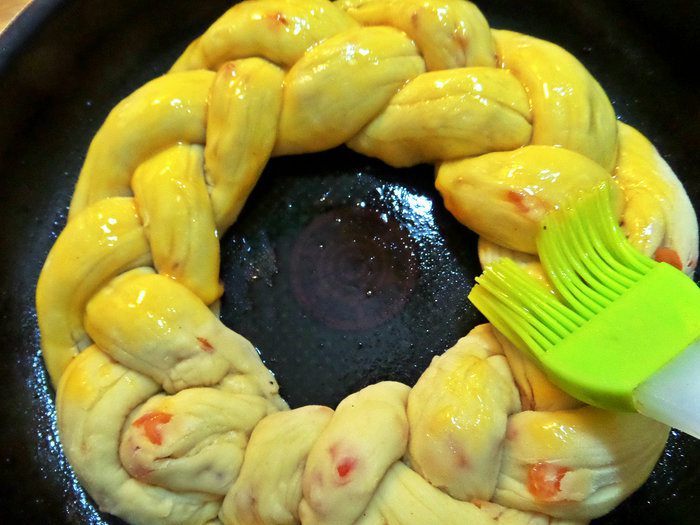 Пасхальная коса с цукатами