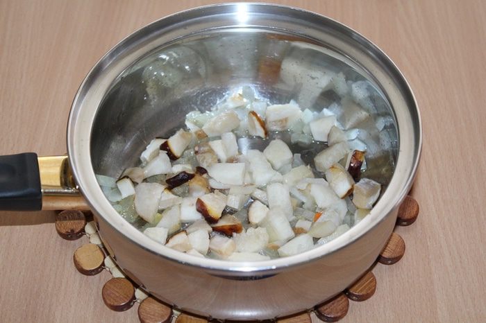 Похлебка с тыквой, грибами и булгуром