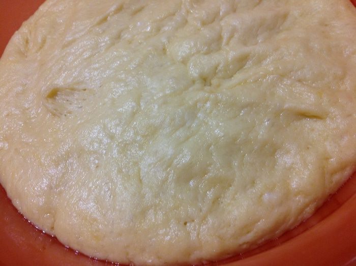 Сдобный кекс с маком и вяленой клюквой