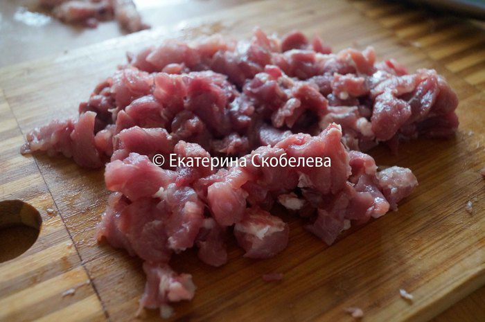 Мекленбургский картофельный рулет с начинкой из мяса и зелени