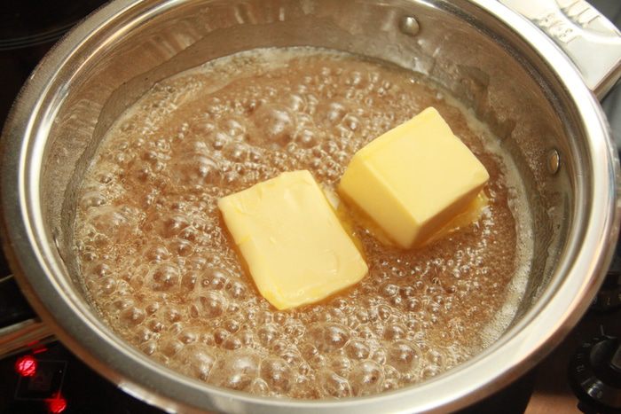 Восточная нуга с орехами