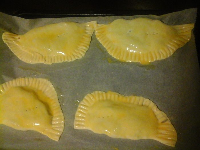 Кальцоне или эмпанадас (Calzone o empanada)