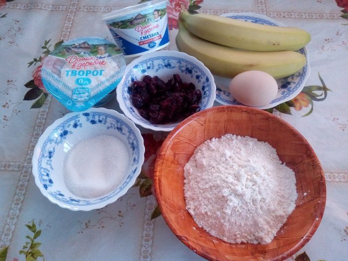 Сырники с бананом и клюквой