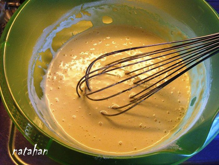 Булочки с марципано-ореховой начинкой