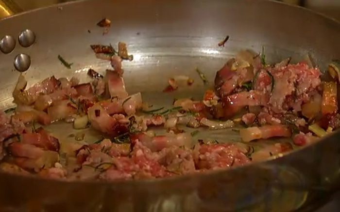 Фаршированные цыплята с каштанами