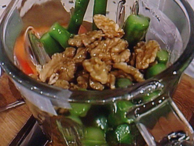 Филе говядины со спаржевым песто под соусом &amp;quot;Béarnaise&amp;quot;