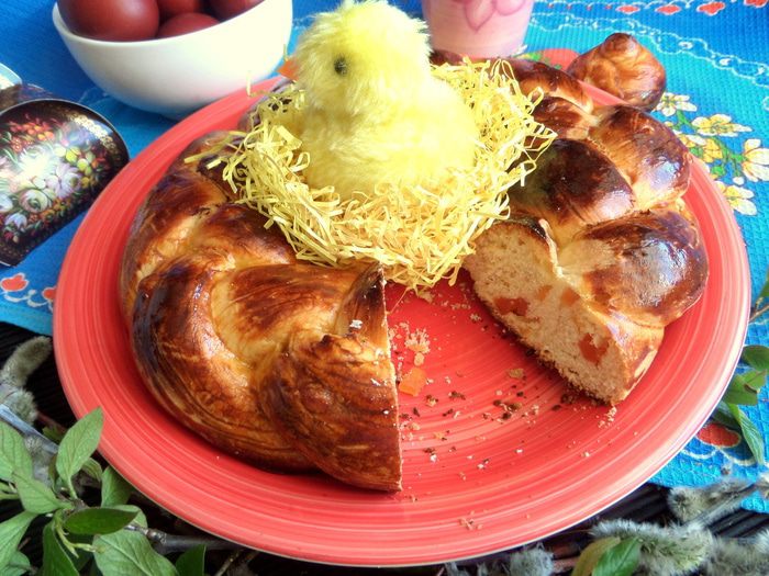 Пасхальная коса с цукатами