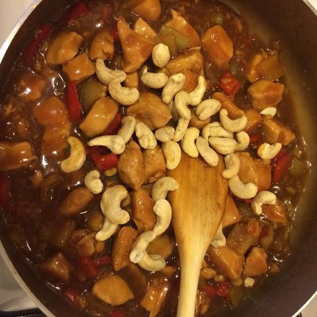 Курица с кешью