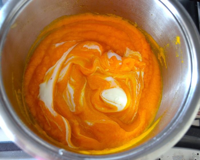 Морковный крем-суп с песочными маковыми &amp;quot;сухариками&amp;quot;