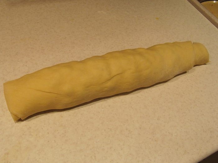 Булочки с изюмом