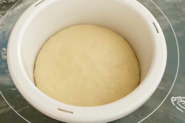Расстегаи с сомом по-русски