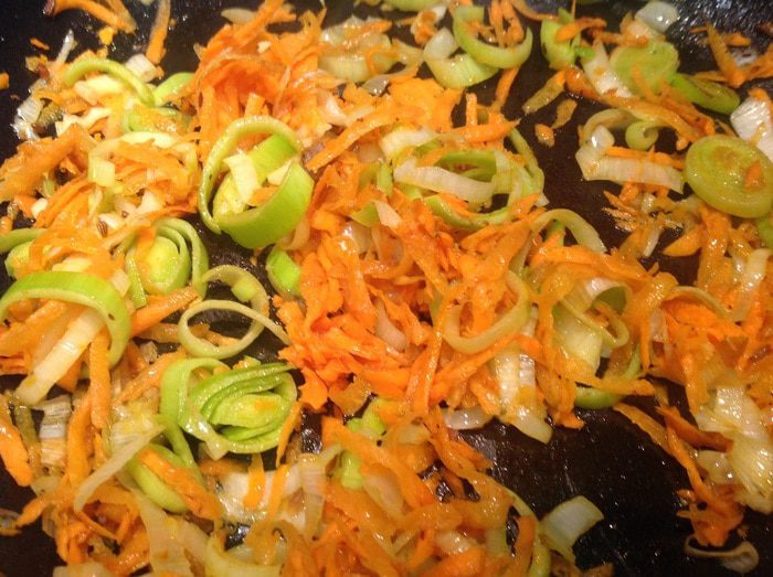 Горшочки с бараниной и овощами