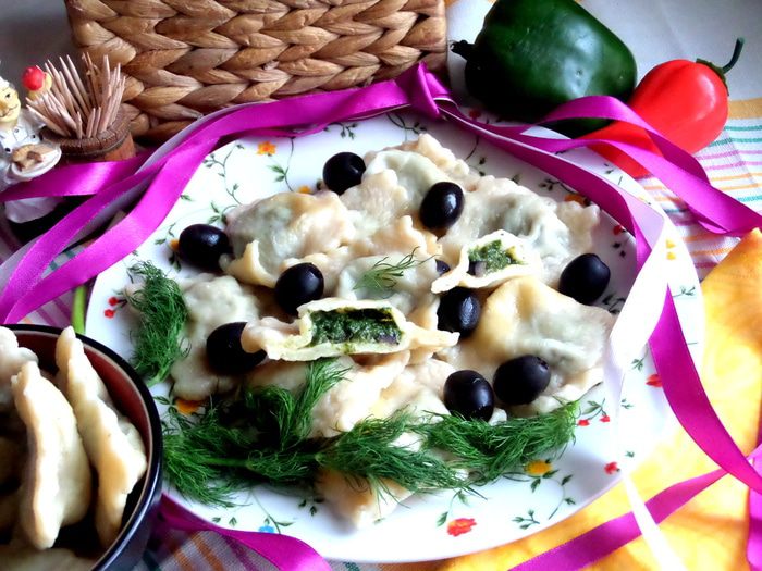 Шпинатно-сырные равиоли