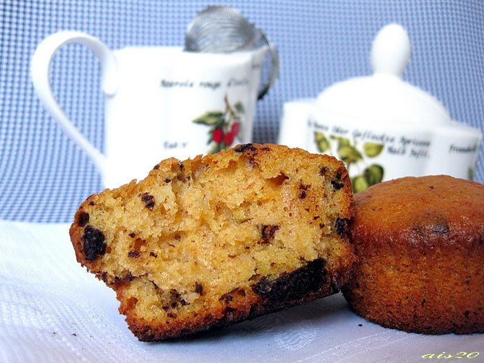 Абрикосовые маффины с шоколадными каплями