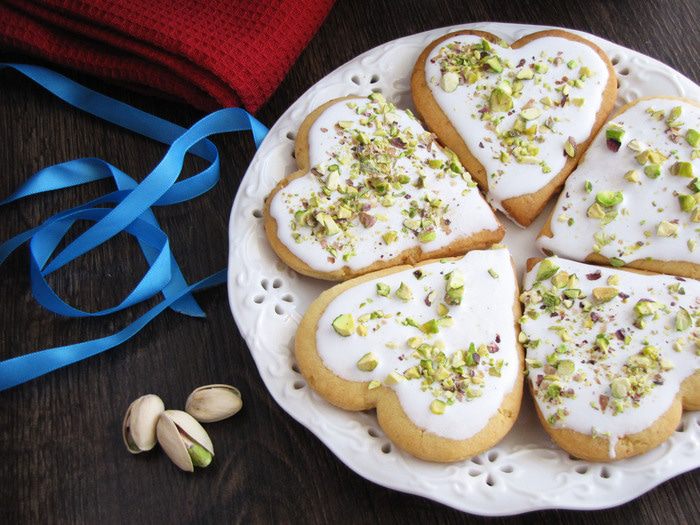 Лимонные сердечки с фисташками