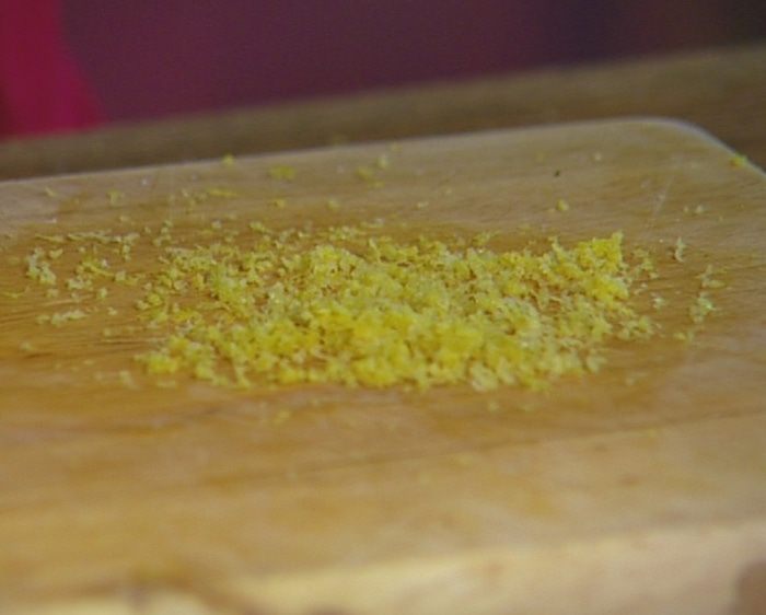 Ароматные лодочки с салатом из нута и свежих овощей 