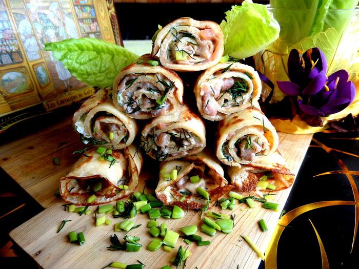 Французские блинчики (crepes) с красной рыбкой 