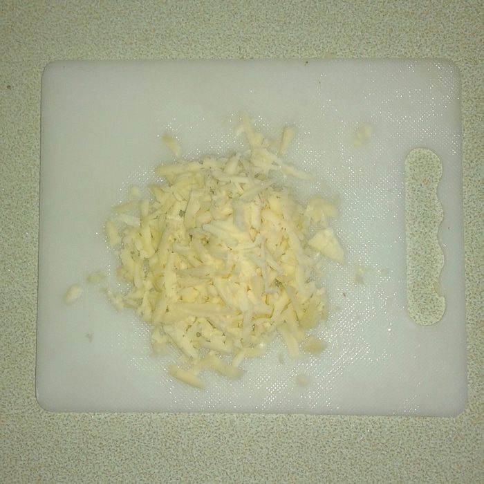 Пита с начинкой из курицы и сыра