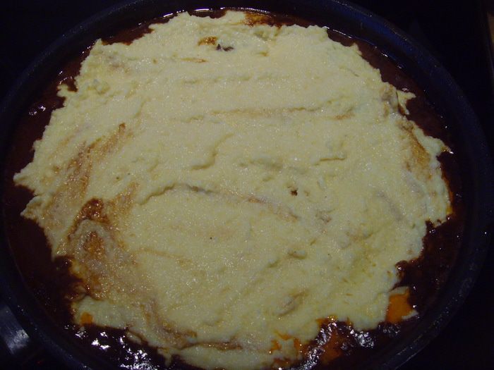 Кассероль под хрустящей корочкой из поленты