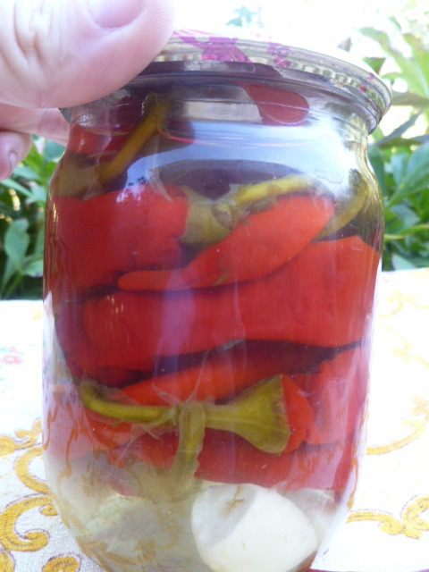 Маринованный горький перец