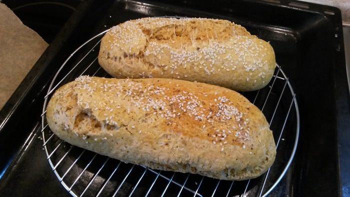 Закусочное печенье бискотти с сыром и пряностями