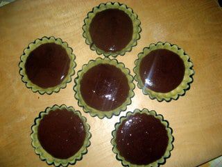 Корзиночки с генуэзским кремом