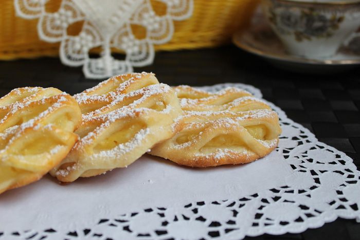 Слойки с ананасом