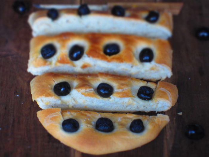 Фокачча с оливками