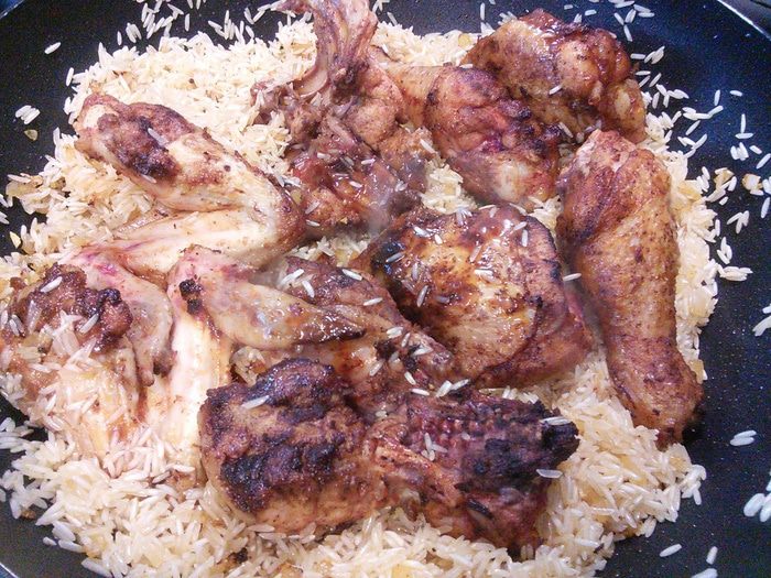 Паэлья с курицей и морепродуктами 