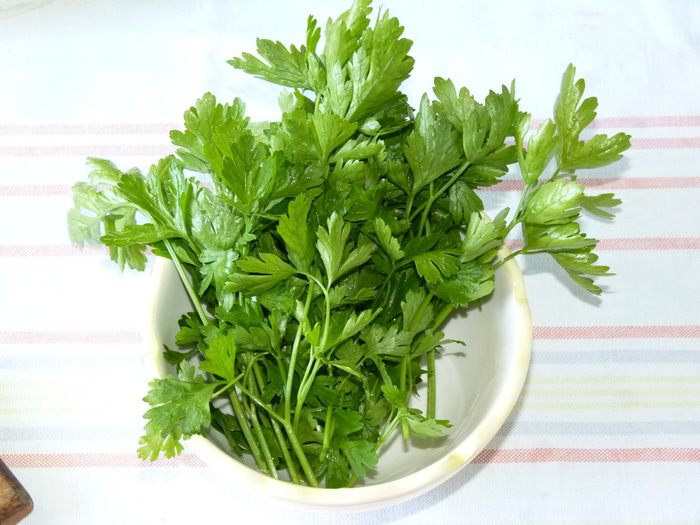 Молодой картофель по-деревенски