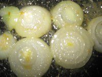 Кремовый суп из тыквы на курином бульоне