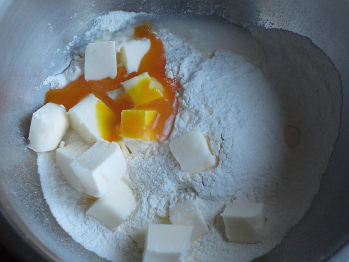 Тарталетки с овощами и йогуртовой заливкой