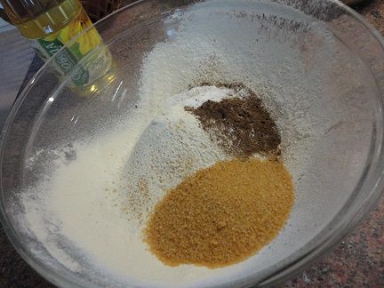 Яблочные маффины с вишней