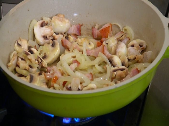 Маффины со спаржей и горчицей