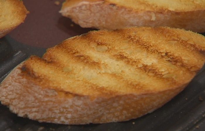Кростини с кроликом