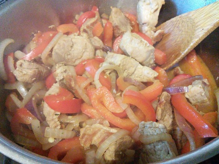 Свиное филе в остром соусе чили (Flammentopf) 