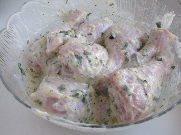 Курица в лимонно-йогуртовом маринаде