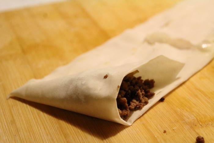 Самоса (самса) из теста фило с мясом