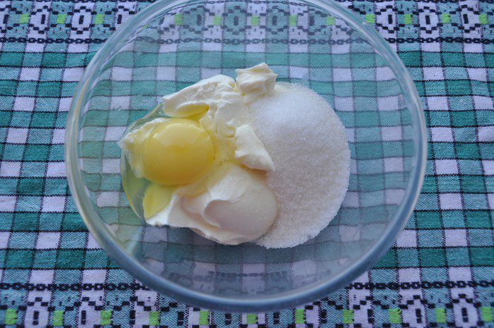 Сладкий хлеб-гармошка со сливочным сыром и маком