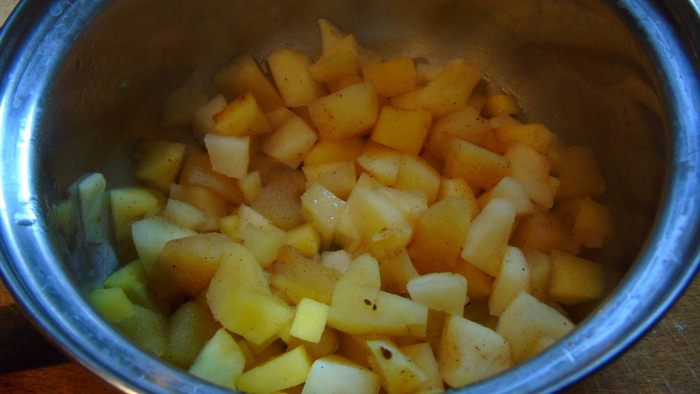 Яблочные сырники в овсяной панировке (без муки)