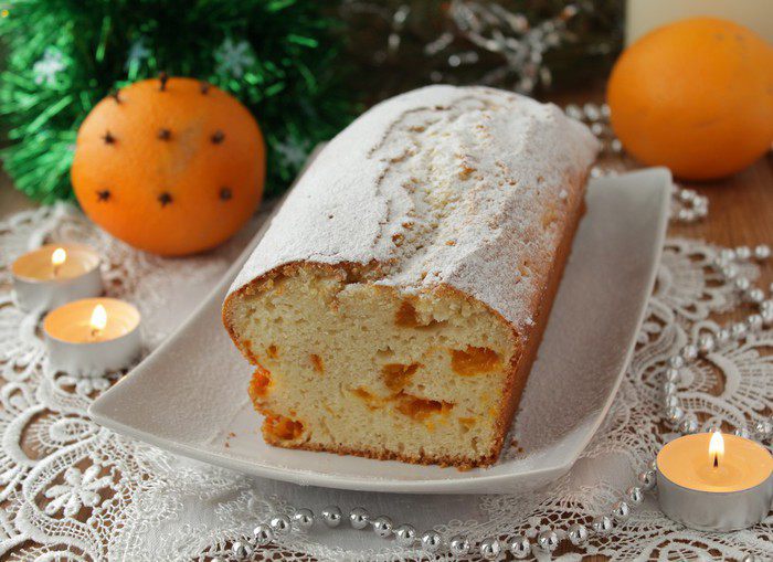 Новогодний кекс с консервированными мандаринами