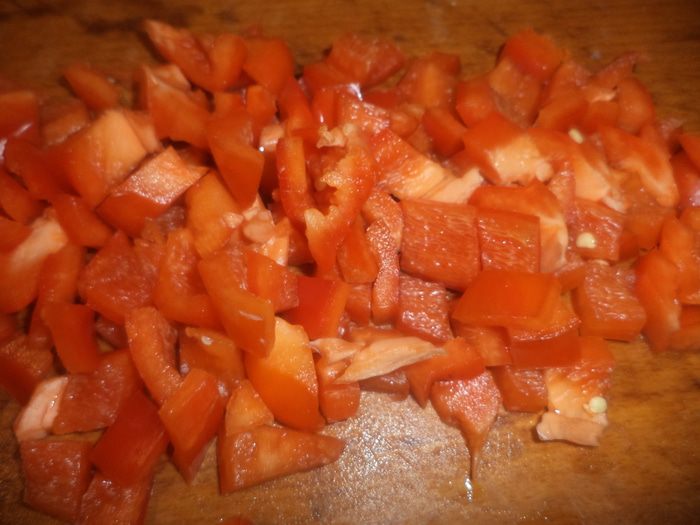 Салат с сыром, копченой ветчиной и домашним майонезом