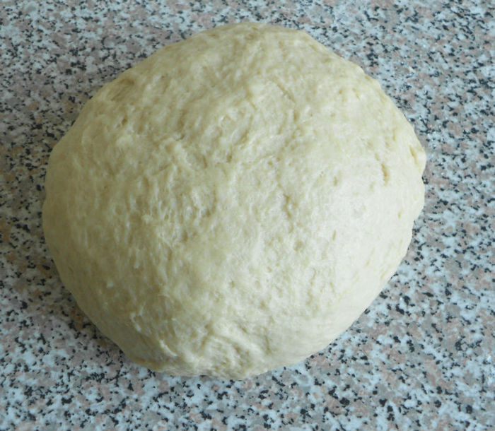 Кулич плетеный