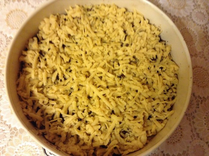 Тертый пирог с грушей и шоколадом