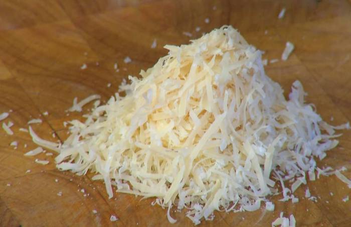 Спагетти с зеленым горошком и спаржей