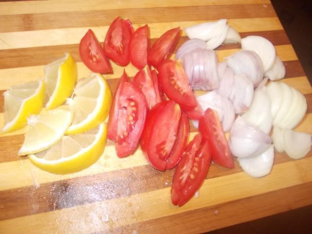 Ребрышки с черносливом и коньяком